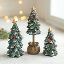 Mini Árvore de Natal Decorativa em Resina – Cenário Elegante