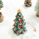 Mini Árvore de Natal em Resina – Composição Decorativa