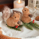 Enfeite de Natal Esquilo com Pinha – Toque Natural e Aconchegante