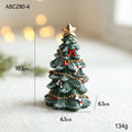Mini Árvore de Natal Decorativa em Resina – Cenário Elegante