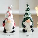 Personagem Decorativo Duende de Natal em Cerâmica – Estilo Clássico Europeu